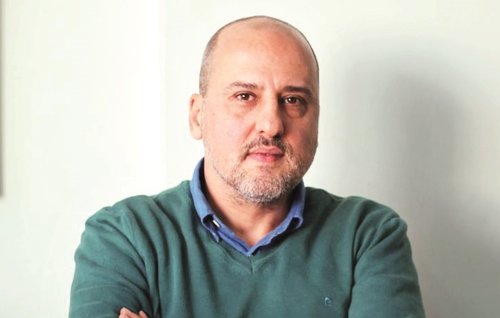 Ahmet Şık (1970), onderzoeksjournalist en publicist